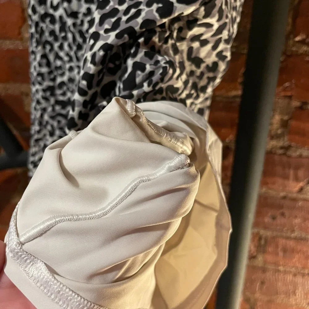 Outdoor Voices Snow Leopard SET: Exercise Dress + Doing Things Bra, Size Medium - Picture 5 of 14